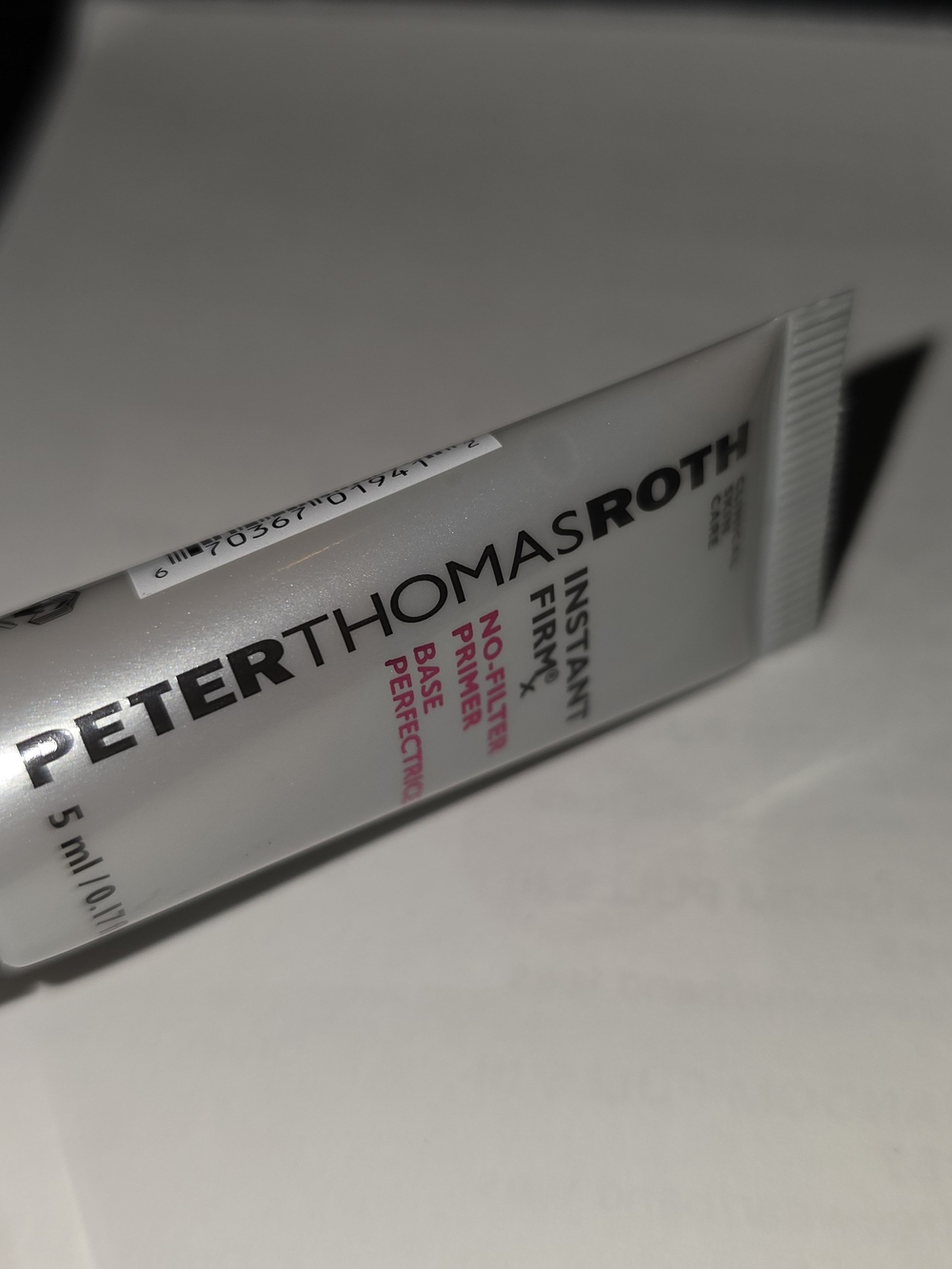 Peter Thomas Roth No-Filter Primer - Picture 2 of 4